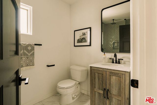 2591 Leicester Drive, Los Angeles, CA 90046