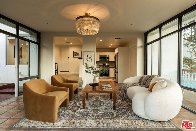 2591 Leicester Drive, Los Angeles, CA 90046
