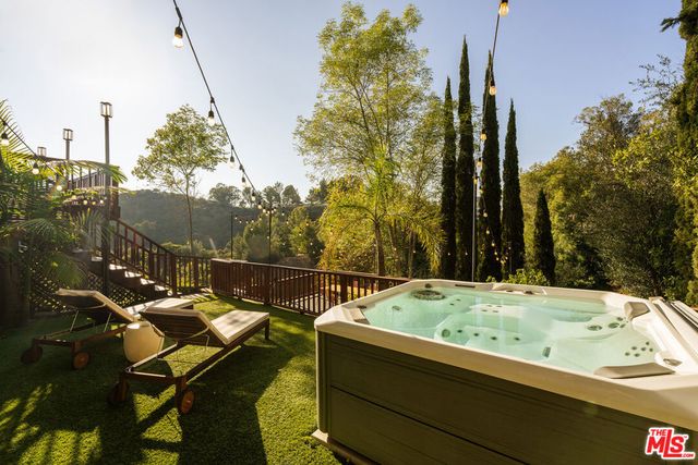 2591 Leicester Drive, Los Angeles, CA 90046