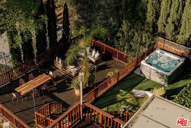 2591 Leicester Drive, Los Angeles, CA 90046