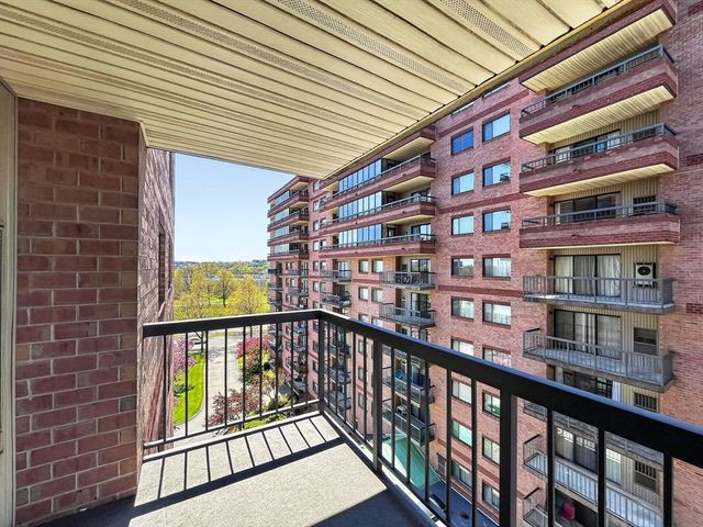 3920 Mystic Valley Parkway Uni 708, Medford, MA 02155