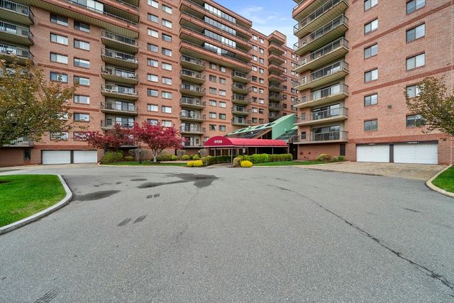3920 Mystic Valley Parkway Uni 708, Medford, MA 02155
