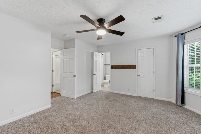 1019 Willowbank Dr, S, Ashland City, TN 37015