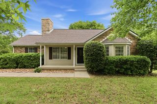 1019 Willowbank Dr, S, Ashland City, TN 37015