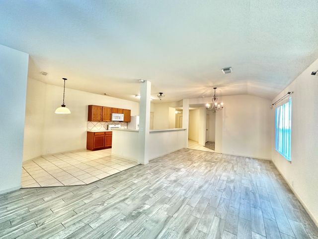 18214 Wren Dale Lane, Humble, TX 77346