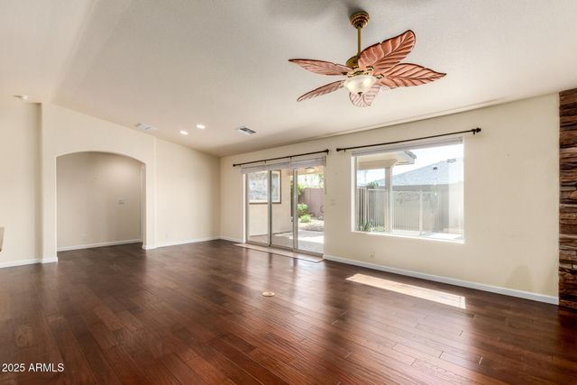 11027 E NATAL Avenue, Mesa, AZ 85209