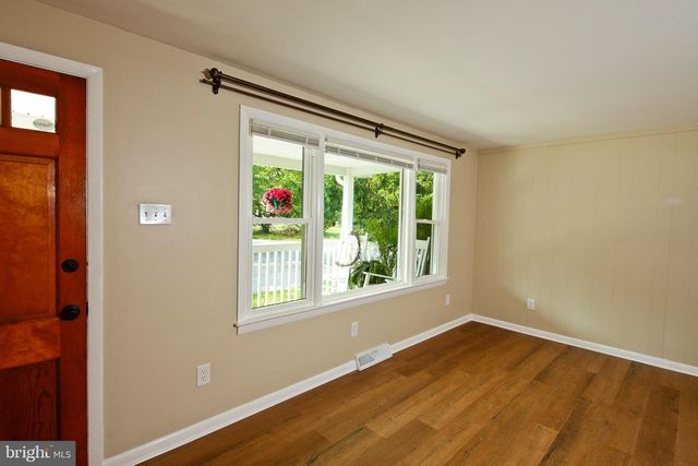 201 CRESCENT BLVD, Millville, NJ 08332
