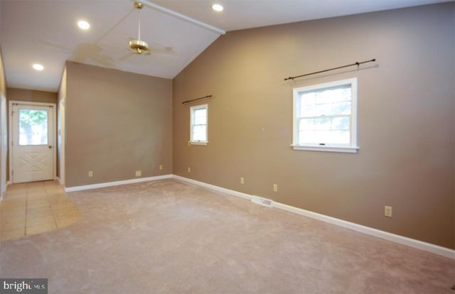 201 CRESCENT BLVD, Millville, NJ 08332