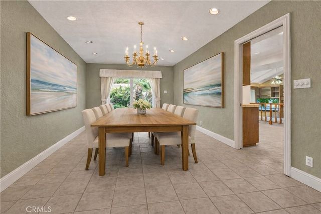 18886 Mount Walton Circle, Fountain Valley, CA 92708