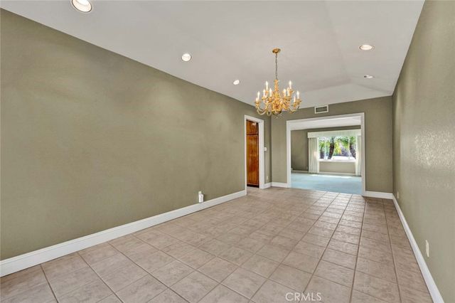 18886 Mount Walton Circle, Fountain Valley, CA 92708