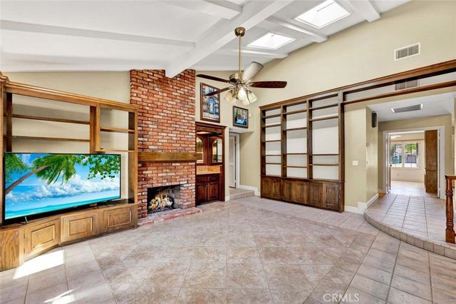 18886 Mount Walton Circle, Fountain Valley, CA 92708