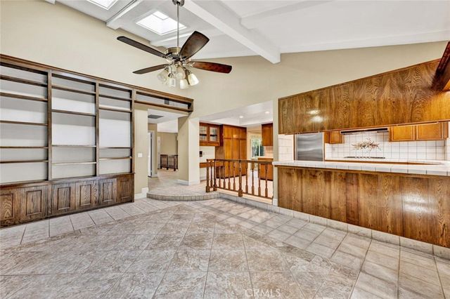 18886 Mount Walton Circle, Fountain Valley, CA 92708