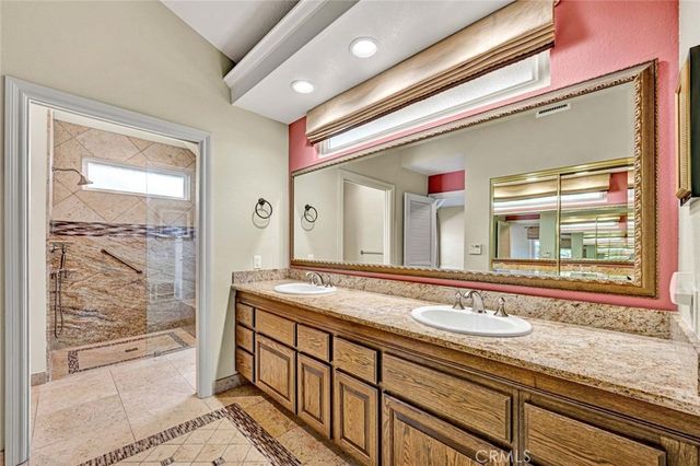 18886 Mount Walton Circle, Fountain Valley, CA 92708