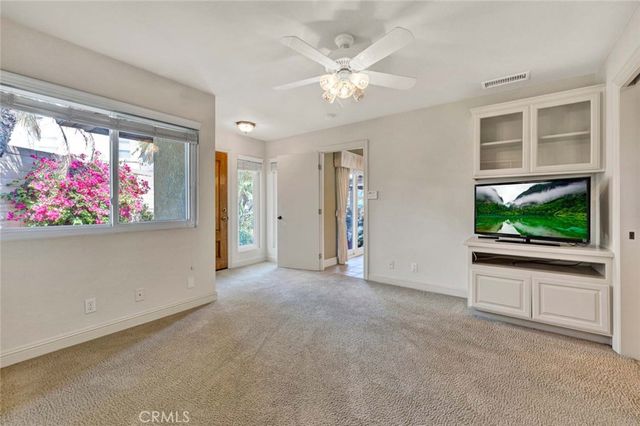 18886 Mount Walton Circle, Fountain Valley, CA 92708