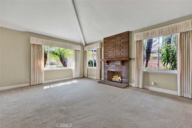 18886 Mount Walton Circle, Fountain Valley, CA 92708