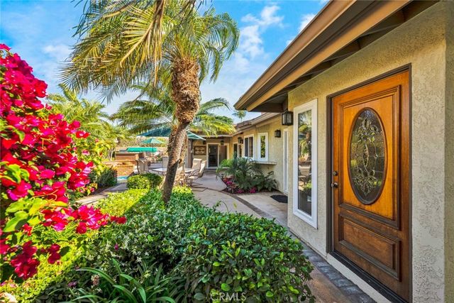 18886 Mount Walton Circle, Fountain Valley, CA 92708