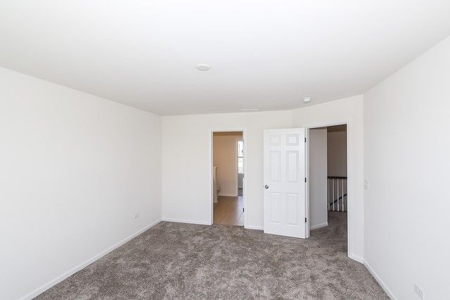 4185 Irving Road, Aurora, IL 60504