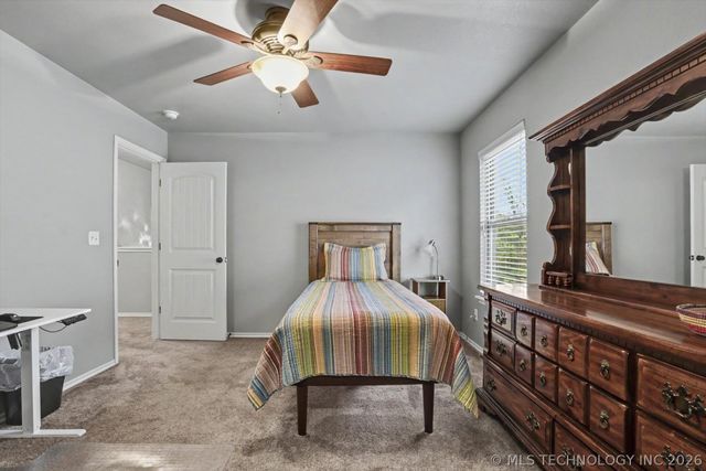 4035 W Twin Oaks Place, Broken Arrow, OK 74011