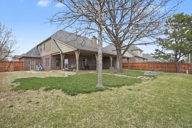 4035 W Twin Oaks Place, Broken Arrow, OK 74011