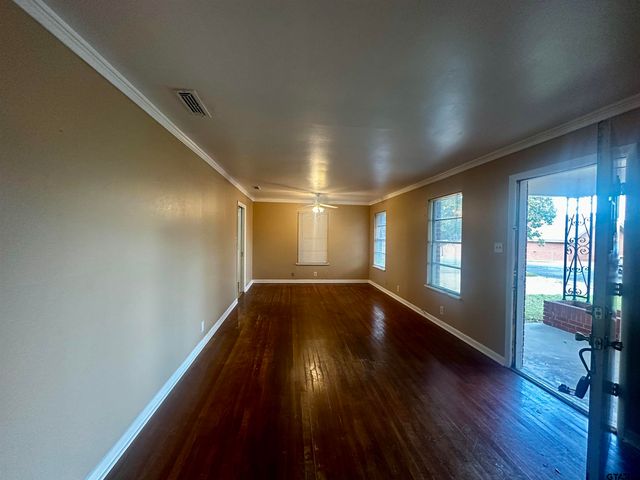 937 Magnolia, Tyler, TX 75701