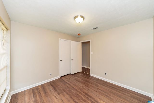908 S HAMMETT AVENUE, Sylacauga, AL 35150