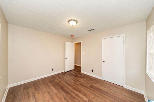 908 S HAMMETT AVENUE, Sylacauga, AL 35150