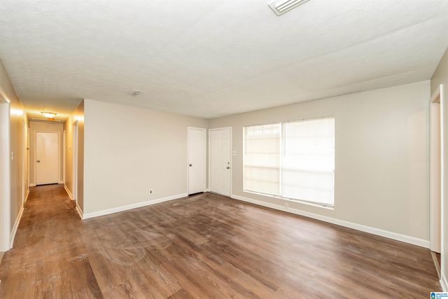 908 S HAMMETT AVENUE, Sylacauga, AL 35150