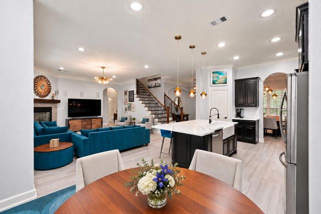 10 Camplight Court, Spring, TX 77389