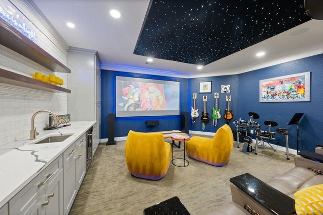 10 Camplight Court, Spring, TX 77389