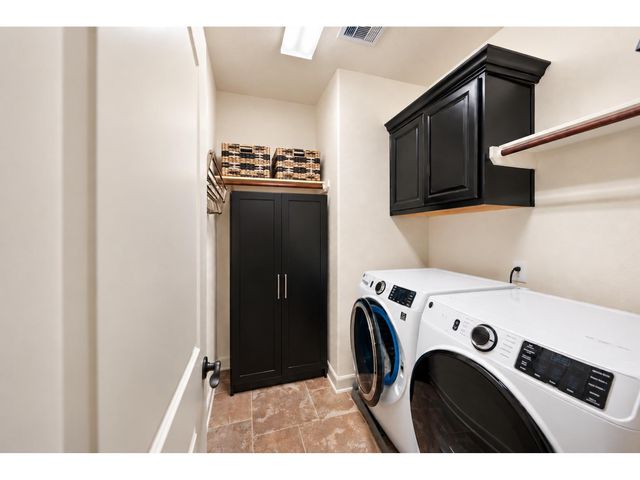 10 Camplight Court, Spring, TX 77389