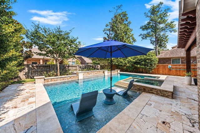 10 Camplight Court, Spring, TX 77389