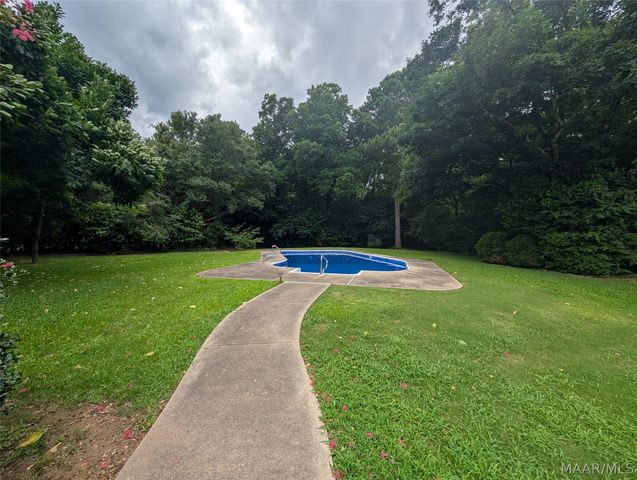 111 Arrowhead Drive, Montgomery, AL 36117