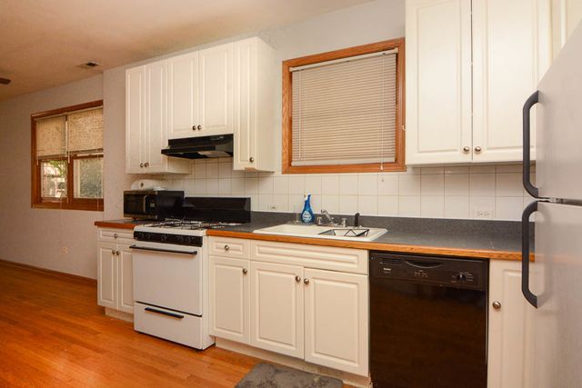 1445 W Cortez Street 1, Chicago, IL 60642