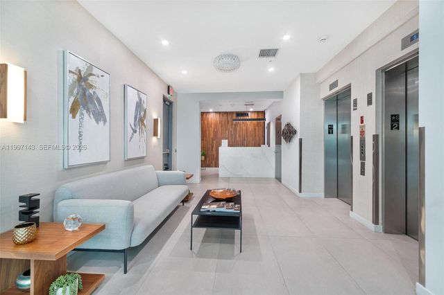 226 Ocean Dr 8F, Miami Beach, FL 33139