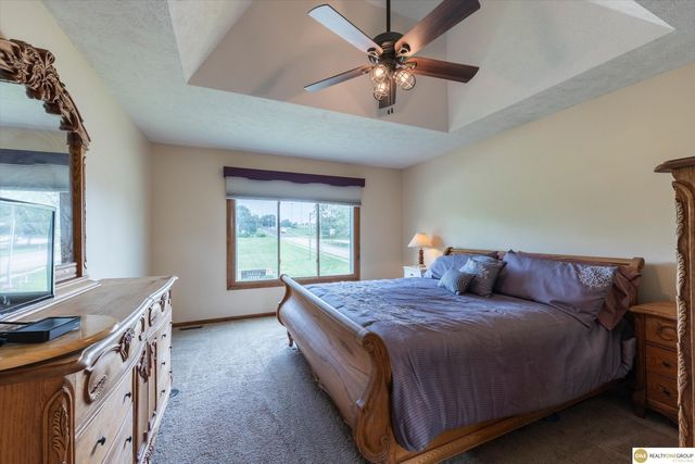 9005 Washington Street, Omaha, NE 68127