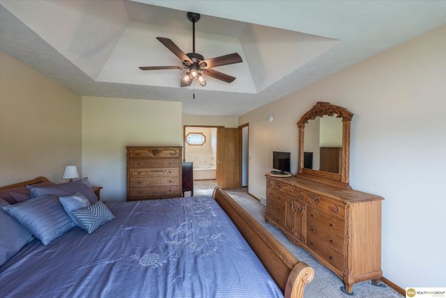 9005 Washington Street, Omaha, NE 68127
