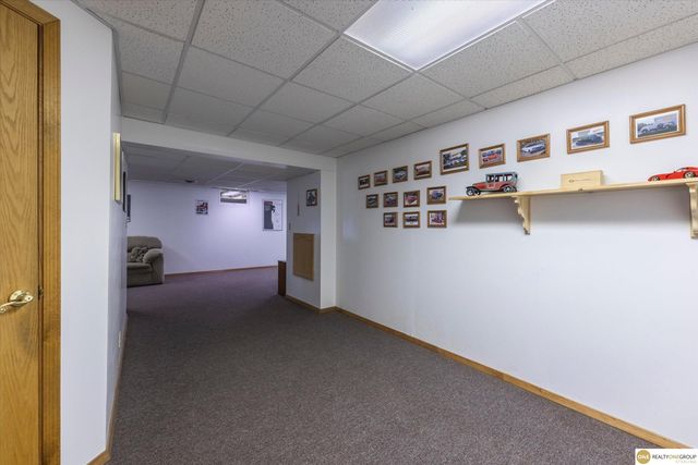 9005 Washington Street, Omaha, NE 68127