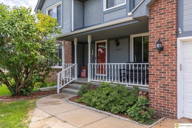9005 Washington Street, Omaha, NE 68127