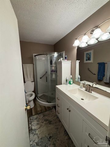 1811 Dewrell Sq, Pensacola, FL 32504