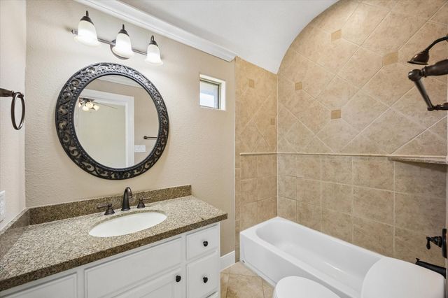 18715 N Thomas Shore Drive, Cypress, TX 77433