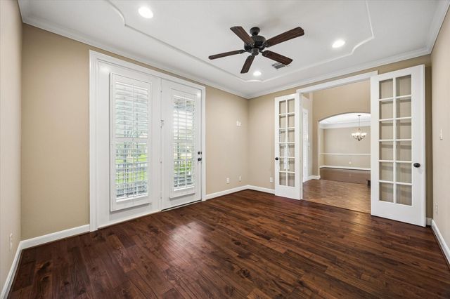 18715 N Thomas Shore Drive, Cypress, TX 77433