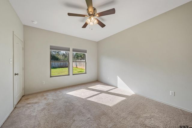 112 Summit Cv, Jacksonville, TX 75766