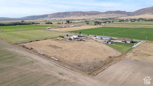 1352 N 4000 W, Dayton, ID 83232