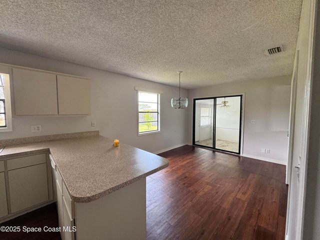 1078 Altamira Street NW, Palm Bay, FL 32907