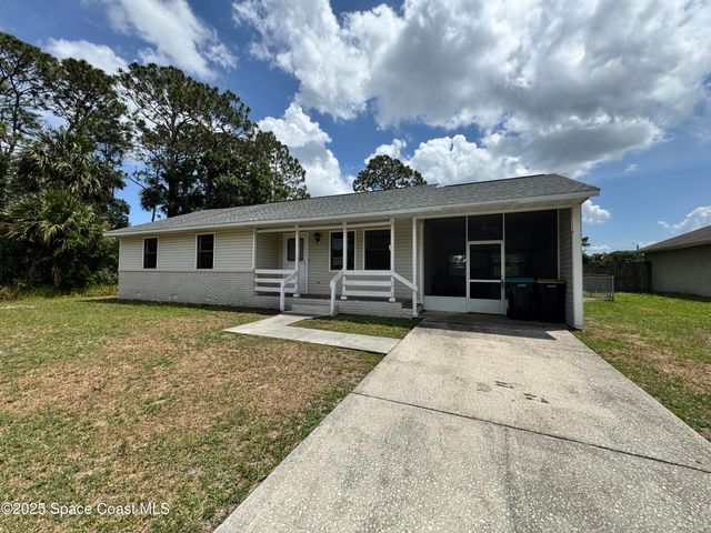 1078 Altamira Street NW, Palm Bay, FL 32907