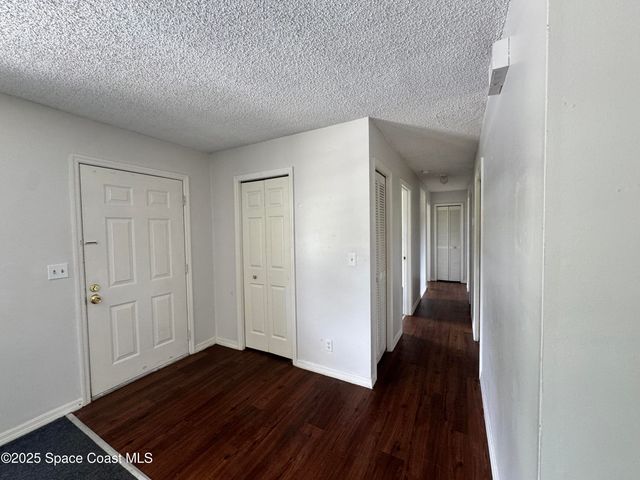 1078 Altamira Street NW, Palm Bay, FL 32907