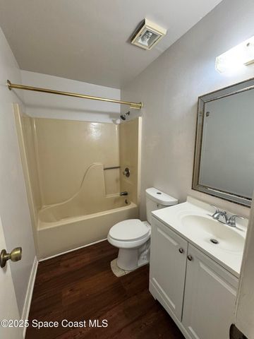 1078 Altamira Street NW, Palm Bay, FL 32907