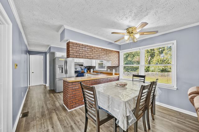 301 Aztec Trail, Georgetown, KY 40324