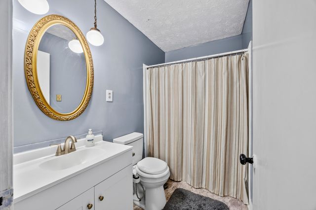 301 Aztec Trail, Georgetown, KY 40324