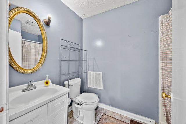 301 Aztec Trail, Georgetown, KY 40324